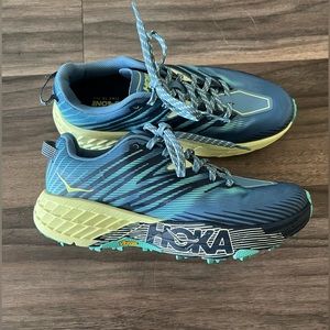 Hoka Speedgoat 4